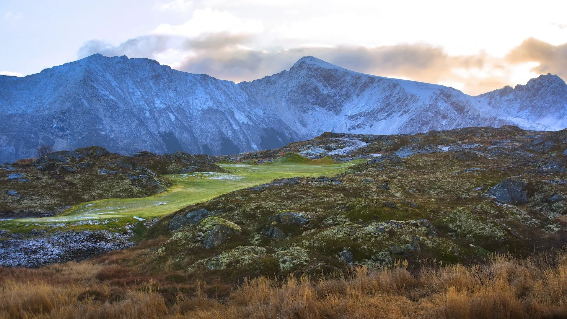 Norway Golf Course Stinger Journeys